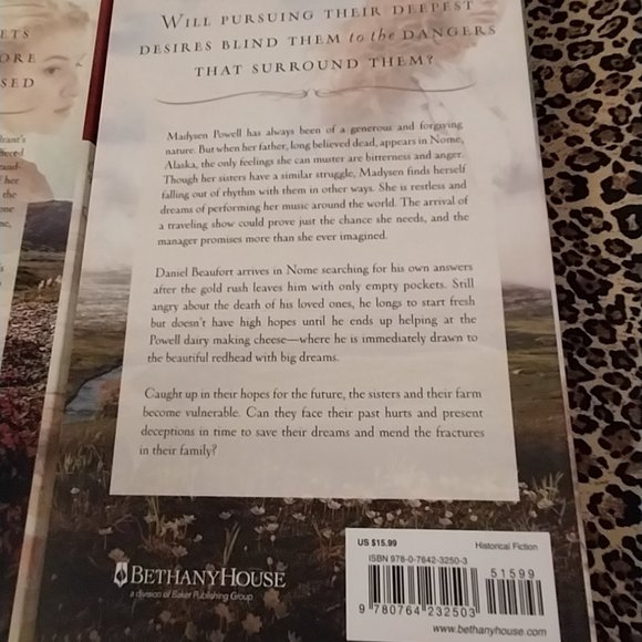 2774 Traci Peterson and Kimberly Woodhouse 2 Book Set, The Treasures of Nome - Picture 3 of 3